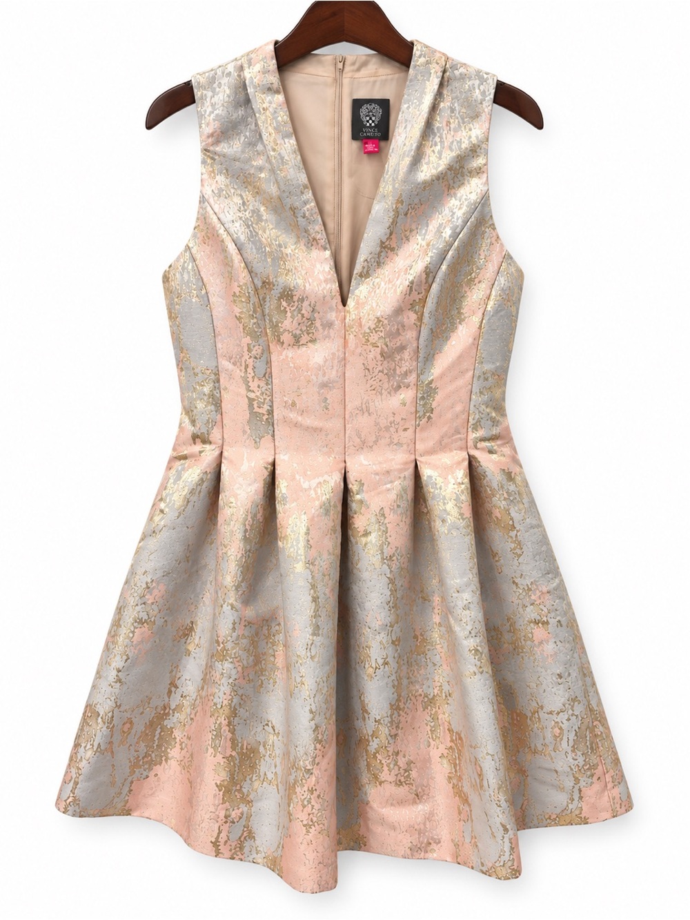 Vince Camuto Elegant Metallic Jacquard Fit-and-Flare Dress in Blush and Silver